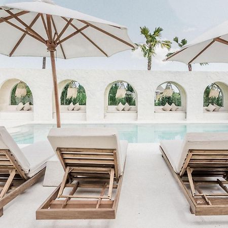 Hotel Sages Canggu  Exterior photo